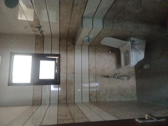 Resale | 4 BHK + Servant Room 50 Sq.Yd. Independent House in Palla