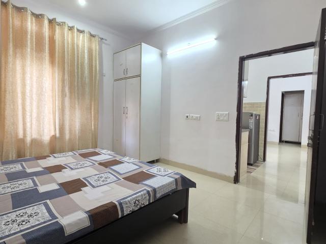 Resale | 4 BHK + Servant Room 5100 Sq.Ft. Apartment in M3M Golf Estate