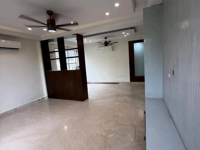 Resale | 4 BHK + Servant Room 7000 Sq.Ft. Apartment in Tata Primanti Tower Residences