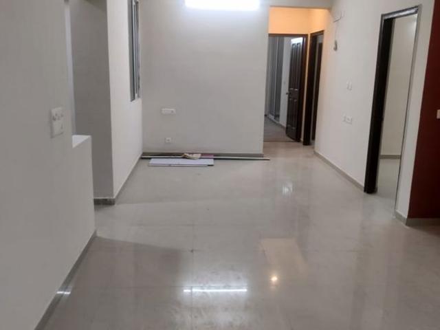Resale | 4 BHK + Study Room 1795 Sq.Ft. Apartment in Prateek Grand City