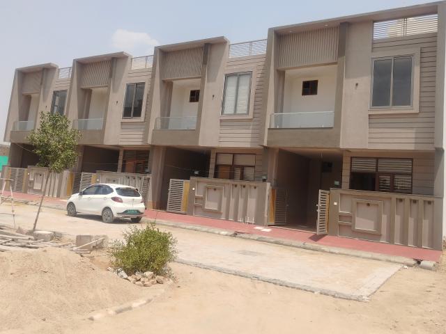 Resale | 4 BHK + Study Room 2250 Sq.Ft. Villa in Ajmer Road