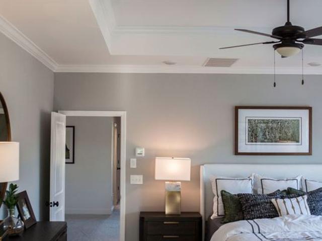 Resale | 4 BHK + Study Room 270 Sq.Yd. Independent House in Anand Niketan