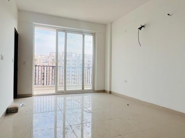 Resale | 4 BHK + Study Room 2950 Sq.Ft. Apartment in Sector 27A