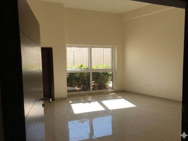 Resale | 4 BHK + Study Room 3330 Sq.Ft. Apartment in Mahindra Windchimes