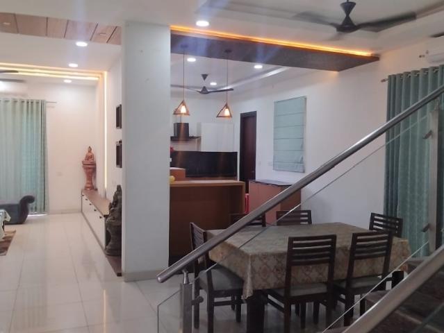 Resale | 4 BHK + Study Room 3500 Sq.Ft. Villa in Manjeera Purple Town