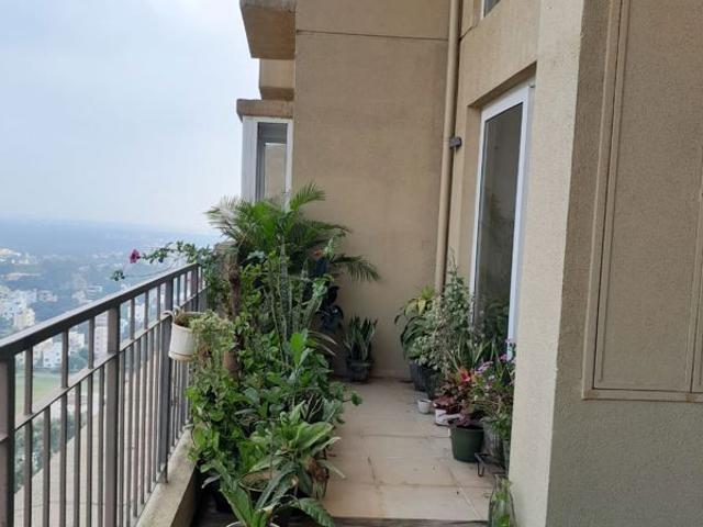 Resale | 4 BHK + Study Room 3525 Sq.Ft. Penthouse in Bhartiya Nikoo Homes