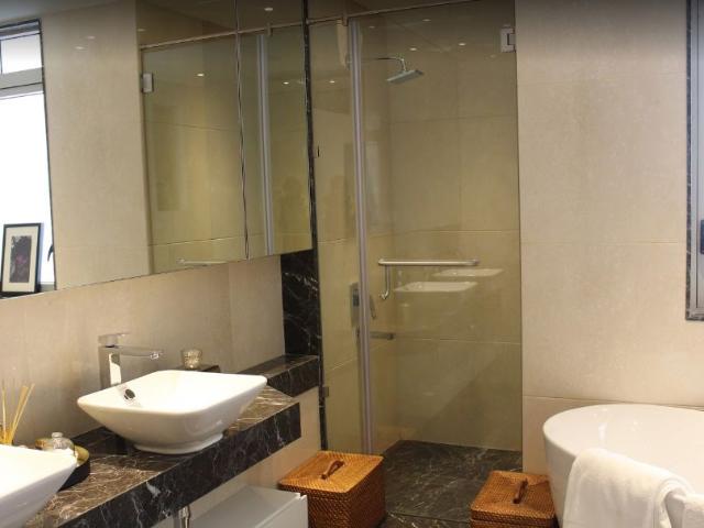 Resale | 4 BHK + Study Room,Extra Room 1680 Sq.Ft. Apartment in Lodha Venezia