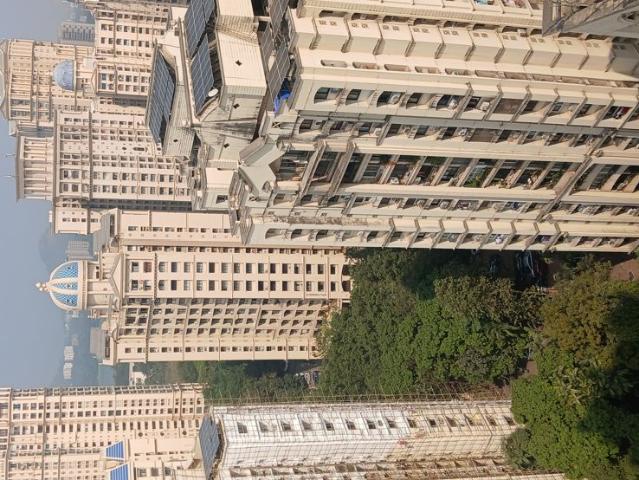 Resale | 4 BHK + Study Room,Extra Room 3000 Sq.Ft. Apartment in Hiranandani Adalia A