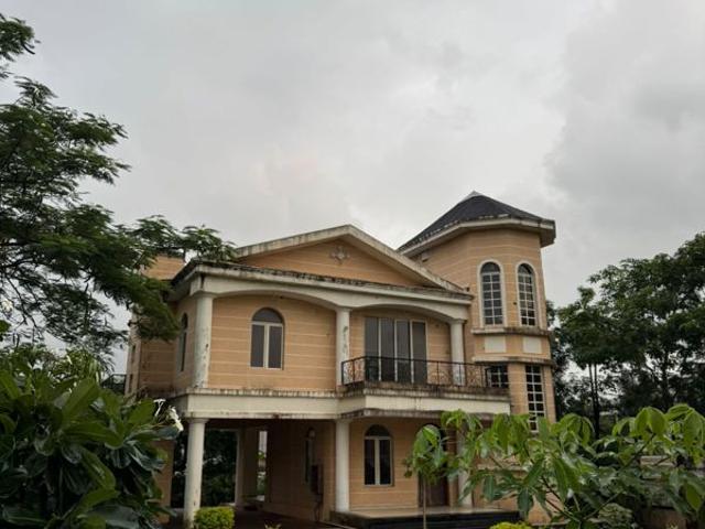 Resale | 4 BHK + Store Room 1500 Sq.Ft. Villa in Cosmos Jewels