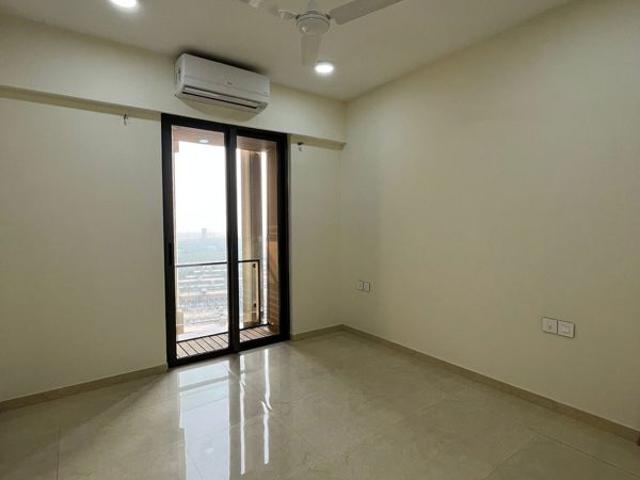 Resale | 4 BHK + Store Room 1577 Sq.Ft. Apartment in Dosti Eastern Bay Phase 2