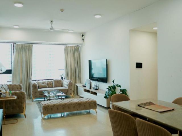 Resale | 4 BHK + Store Room 1670 Sq.Ft. Apartment in Lodha World View