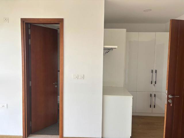 Resale | 4 BHK + Store Room 3500 Sq.Ft. Apartment in Pramuk MM Meridian