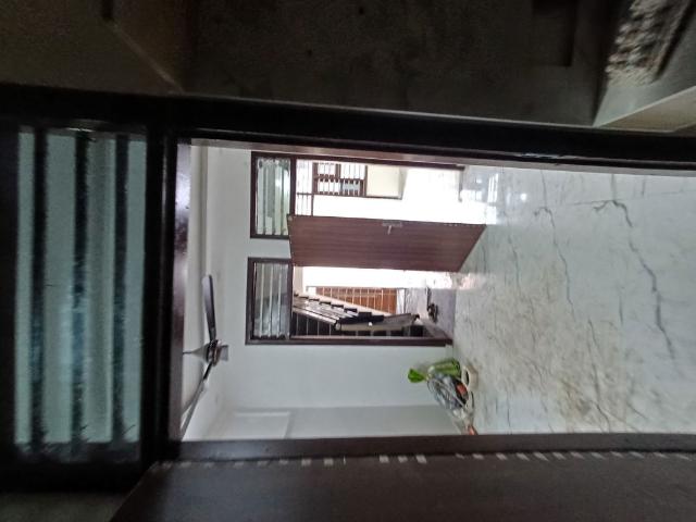 Resale | 4 BHK + Pooja Room 50 Sq.Yd. Independent House in Palla