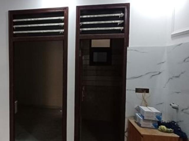 Resale | 4 BHK + Pooja Room 50 Sq.Yd. Independent House in Palla