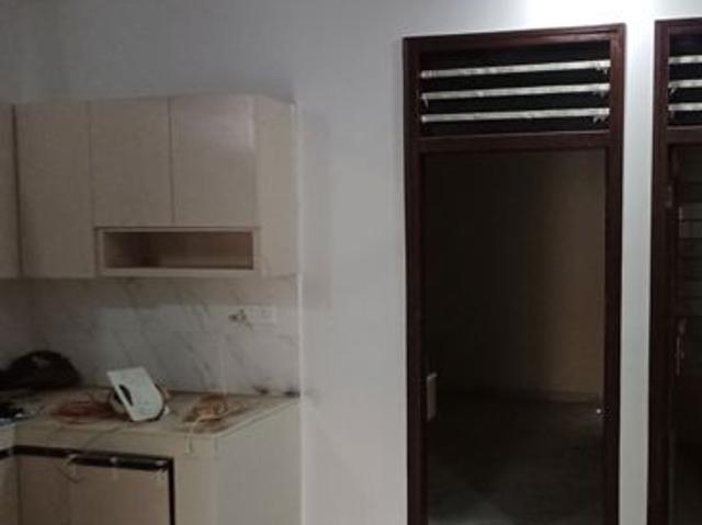 Resale | 4 BHK + Pooja Room 50 Sq.Yd. Independent House in Palla