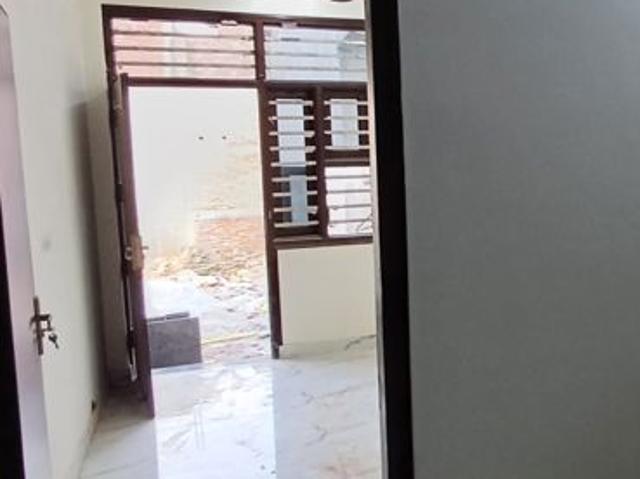 Resale | 4 BHK + Pooja Room 50 Sq.Yd. Independent House in Palla