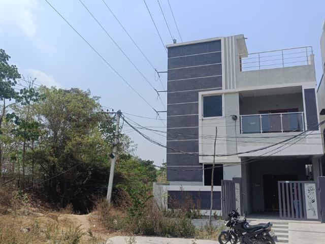 Resale | 4 BHK + Pooja Room 1530 Sq.Ft. Independent House in Mallampet
