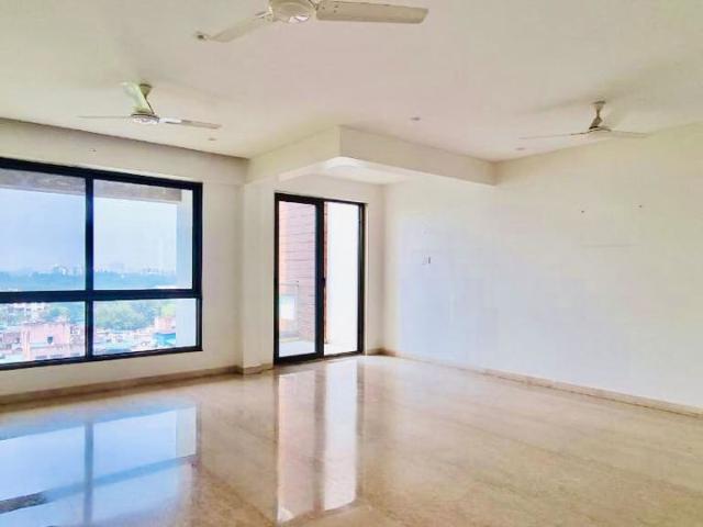 Resale | 4 BHK + Pooja Room 1674 Sq.Ft. Apartment in Kumar Parc Residences