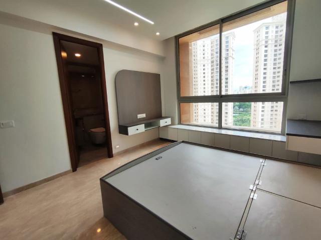 Resale | 4 BHK + Pooja Room 1708 Sq.Ft. Apartment in Hiranandani Lake Enclave Glendale