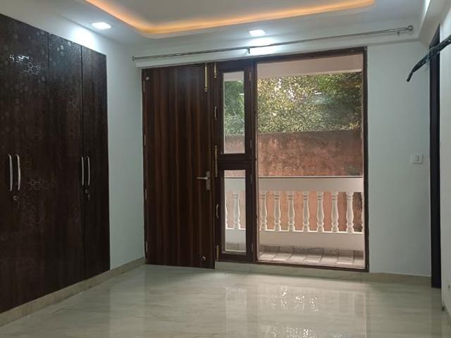 Resale | 4 BHK + Pooja Room 1700 Sq.Ft. Apartment in Dwarka