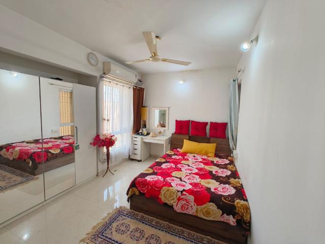 Resale | 4 BHK + Pooja Room 1701 Sq.Ft. Apartment in Aarti CHS Mulund West