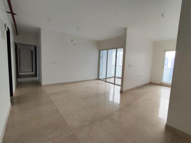 Resale | 4 BHK + Pooja Room 1800 Sq.Ft. Apartment in Sheth Avalon