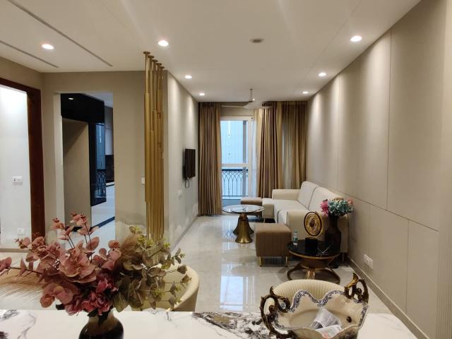 Resale | 4 BHK + Pooja Room 1800 Sq.Ft. Apartment in Silver Leaf II
