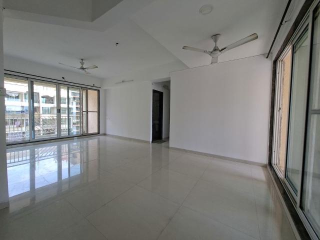 Resale | 4 BHK + Pooja Room 2000 Sq.Ft. Apartment in Oval Apartments