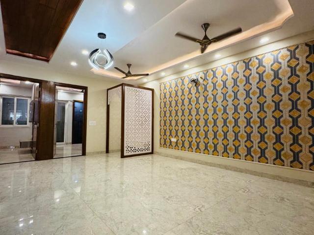 Resale | 4 BHK + Pooja Room 2000 Sq.Ft. Apartment in Sangwan Heights