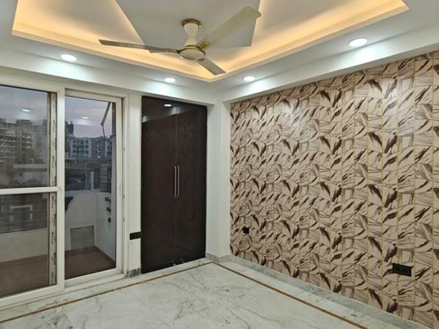 Resale | 4 BHK + Pooja Room 2000 Sq.Ft. Apartment in Shriram Residency