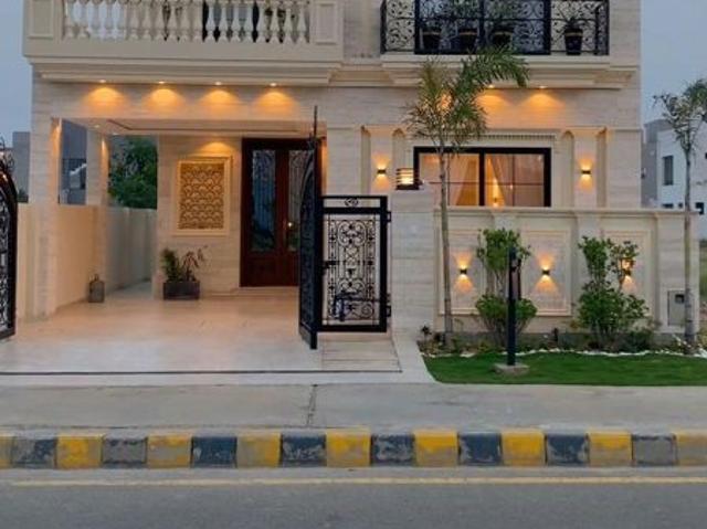 Resale | 4 BHK + Pooja Room 2000 Sq.Ft. Villa in Hoskote