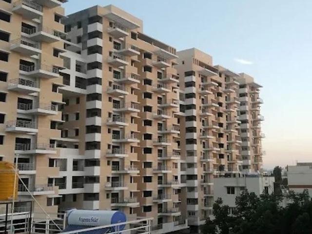 Resale | 4 BHK + Pooja Room 2100 Sq.Ft. Apartment in Unishire Terraza