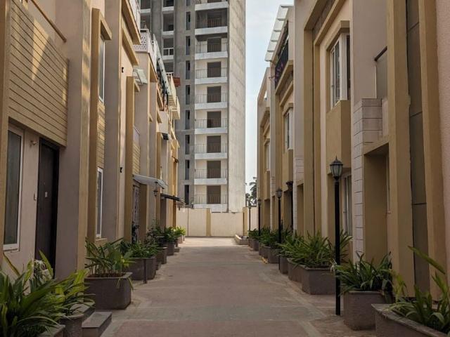Resale | 4 BHK + Pooja Room 2156 Sq.Ft. Villa in Aratt Cityscape