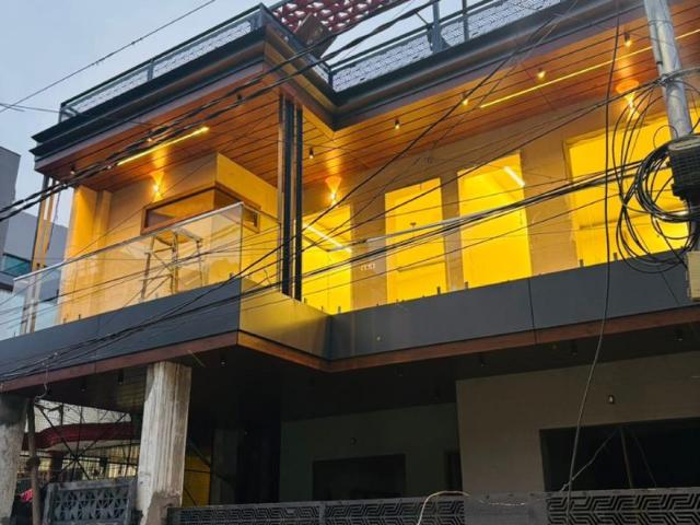 Resale | 4 BHK + Pooja Room 2152 Sq.Ft. Villa in Gomti Nagar