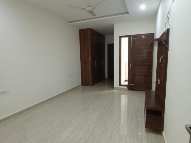 Resale | 4 BHK + Pooja Room 2250 Sq.Ft. Villa in 10 Marla House