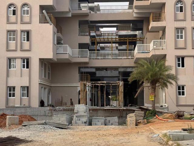 Resale | 4 BHK + Pooja Room 2400 Sq.Ft. Villa in Hinduja El Jardin