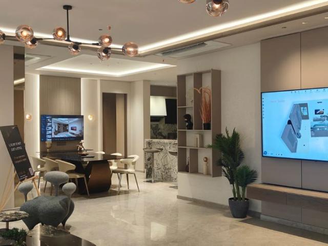 Resale | 4 BHK + Pooja Room 2500 Sq.Ft. Apartment in Marine Ocean Towers