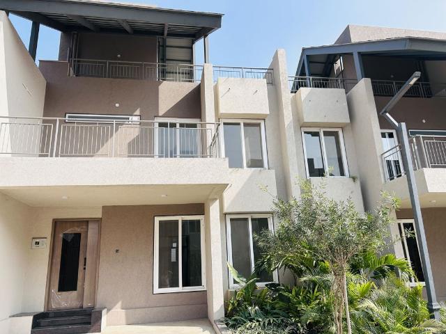 Resale | 4 BHK + Pooja Room 2500 Sq.Ft. Villa in Kolte Patil Life Republic