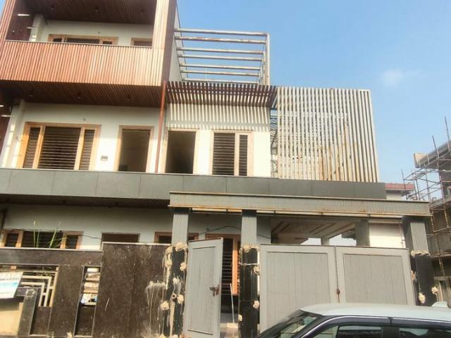 Resale | 4 BHK + Pooja Room 2651 Sq.Ft. Independent House in H Block Pratap Vihar