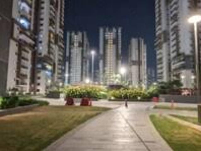 Resale | 4 BHK + Pooja Room 2660 Sq.Ft. Apartment in Aparna Sarovar Zenith