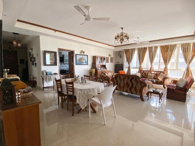 Resale | 4 BHK + Pooja Room 2690 Sq.Ft. Apartment in Jaypee Greens Knight Court