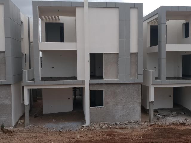 Resale | 4 BHK + Pooja Room 2720 Sq.Ft. Villa in Isnapur