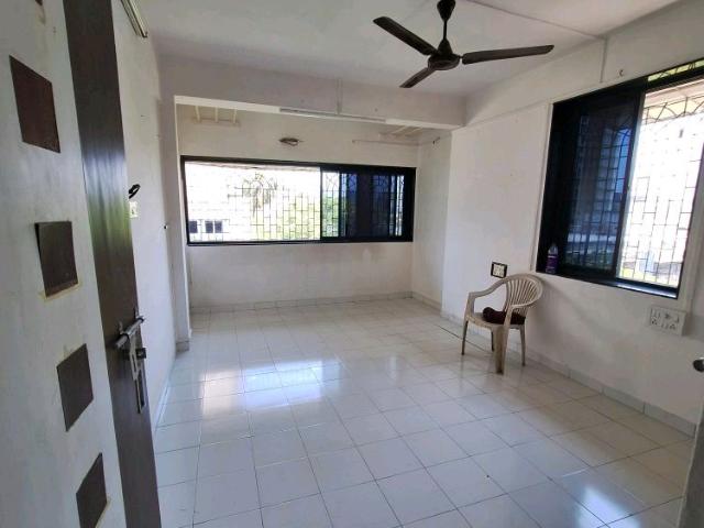 Resale | 4 BHK + Pooja Room 3218 Sq.Ft. Apartment in CCI Rivali Park