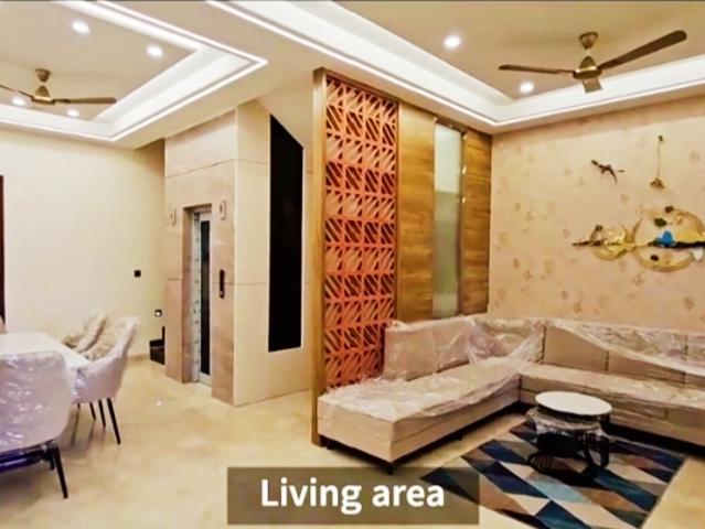 Resale | 4 BHK + Pooja Room 3400 Sq.Ft. Villa in Mansarovar Extension