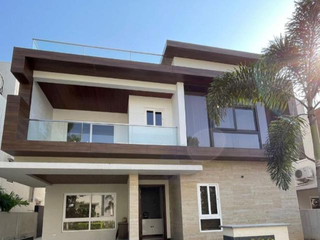 Resale | 4 BHK + Pooja Room 3410 Sq.Ft. Villa in Muppas Indraprastha