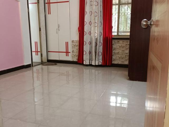 Resale | 4 BHK + Pooja Room,Extra Room,Basement,Store Room 1800 Sq.Ft. Villa in Aakansha Nityanand CHS