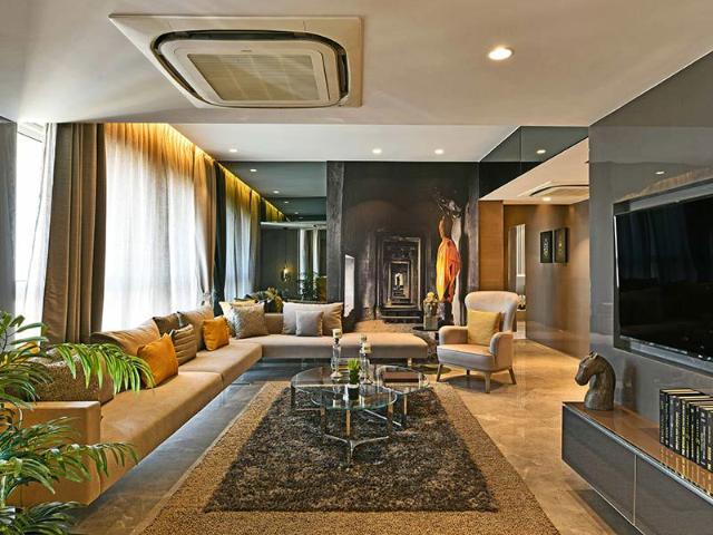 Resale | 4 BHK + Pooja Room,Servant Room 1870 Sq.Ft. Apartment in Andheri West