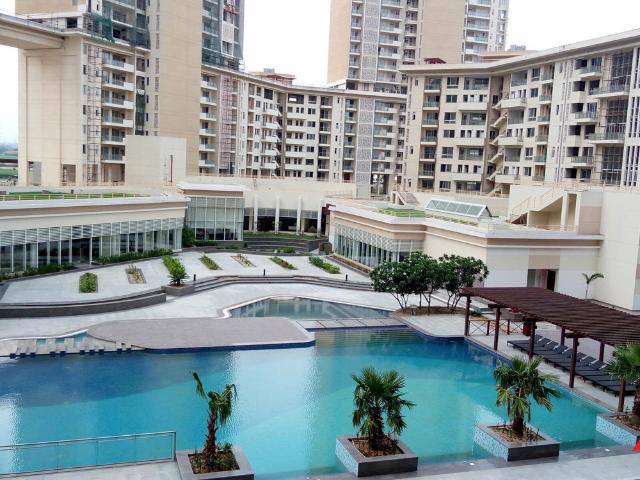 Resale | 4 BHK + Pooja Room,Servant Room 2350 Sq.Ft. Apartment in Experion Windchants