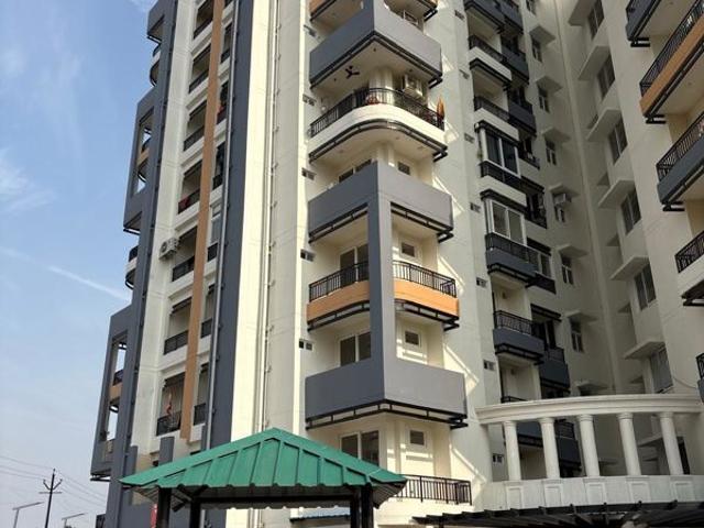 Resale | 4 BHK + Pooja Room,Servant Room 2366 Sq.Ft. Apartment in Ratan Galaxy