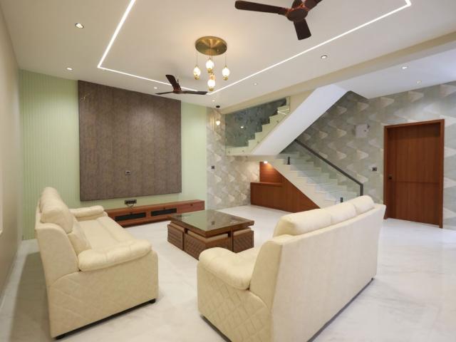 Resale | 4 BHK + Pooja Room,Servant Room 2775 Sq.Ft. Villa in Tungarli
